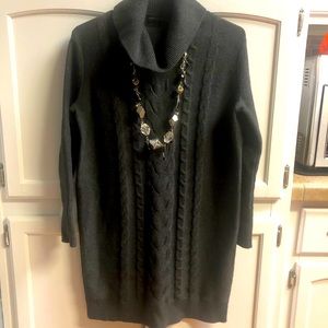 Small Banana Republic long charcoal sweater
